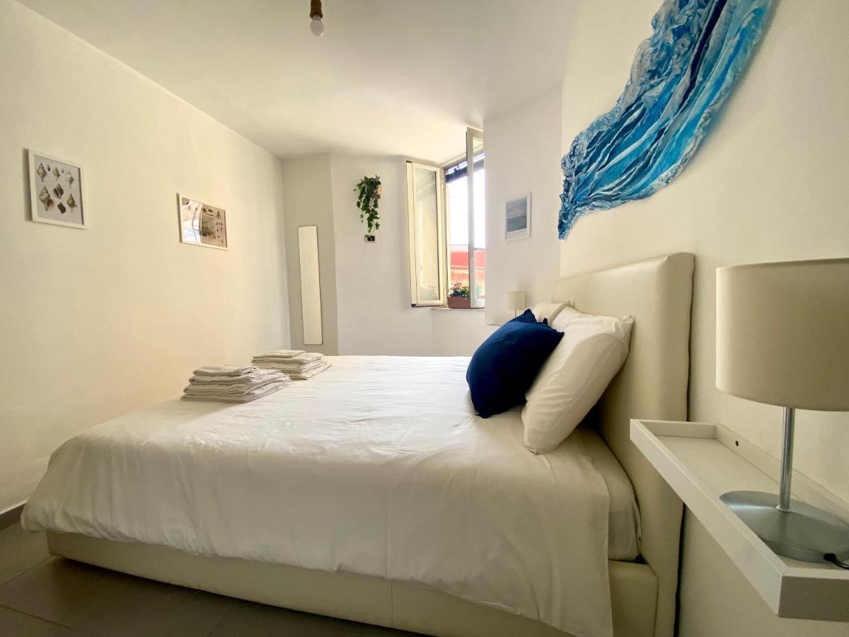 Апартаменты Casa Con Terrazzo In Centro Неаполь Экстерьер фото